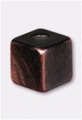 Cube en résine satin brossé 8 mm cuivre x2