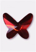 Papillon à coller 2854 18 mm crystal red magma F x1