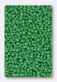 Rocaille 2 mm dark lime green opaque x20g