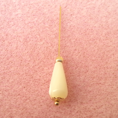 2 boucles d'oreilles Vermeer atelier matiere premiere