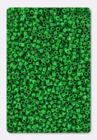 Image des perles Miyuki Delica Dyed opaque kelly green